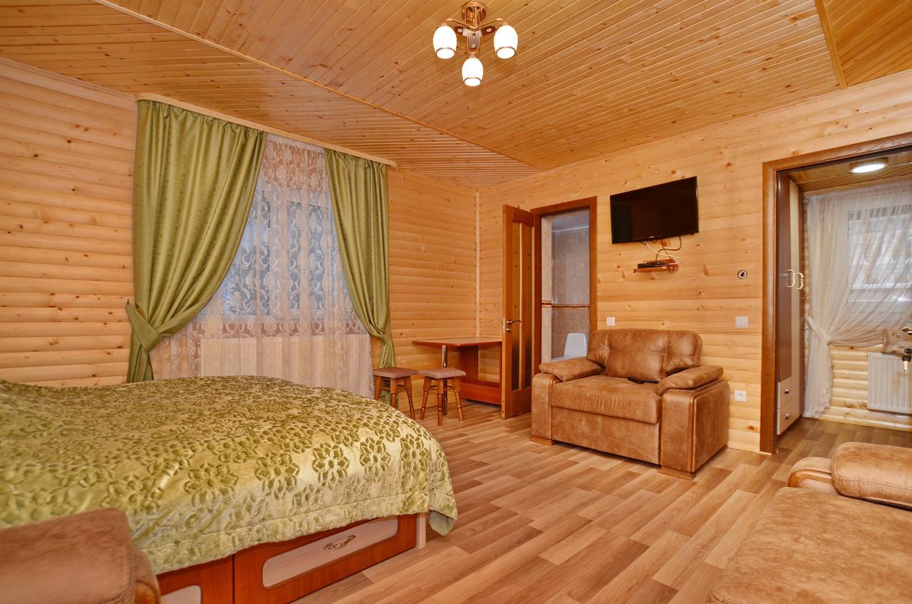 Apart-Hotel Orlan Mykulychyn Exterior foto